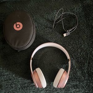 Rose Gold Beats Solo 3 Headphones
